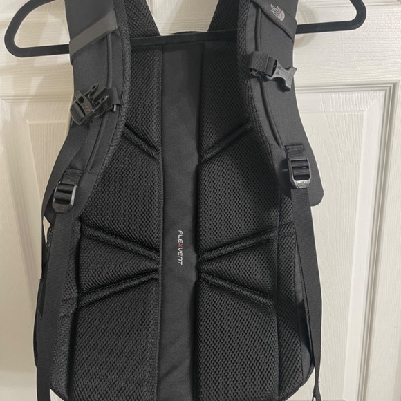 North face groundwork backpack in rainy day ivory and black - Picture 2 of 10